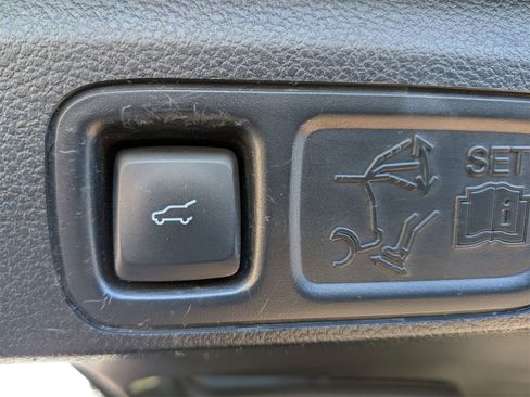 Used 2021 Ford Expedition Max Limited image 35