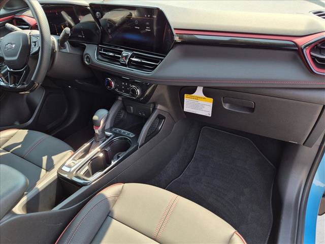 Used 2025 Chevrolet TrailBlazer RS w/ Driver Confidence Package FWD image 19