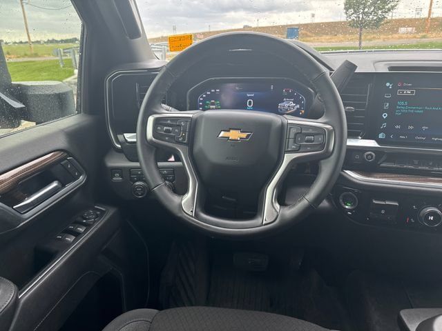 Certified 2025 Chevrolet Silverado 2500 LT AWD/4WD image 13