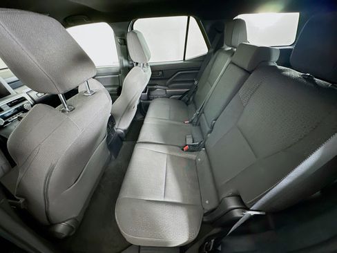 Used 2025 Toyota 4Runner SR5 image 28