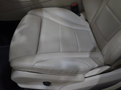 Used 2022 Mercedes-Benz GLC 300 4MATIC image 31