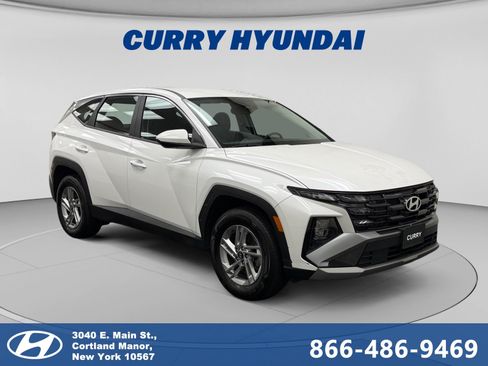Certified 2025 Hyundai Tucson SE AWD/4WD image 7