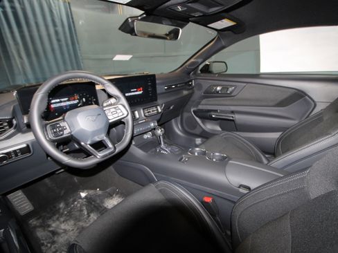 New 2026 Ford Mustang image 2