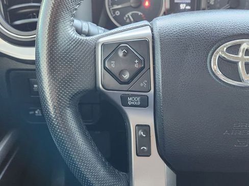 Used 2020 Toyota Tacoma SR5 image 28