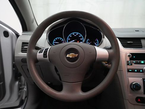 Used 2012 Chevrolet Malibu LS FWD image 4