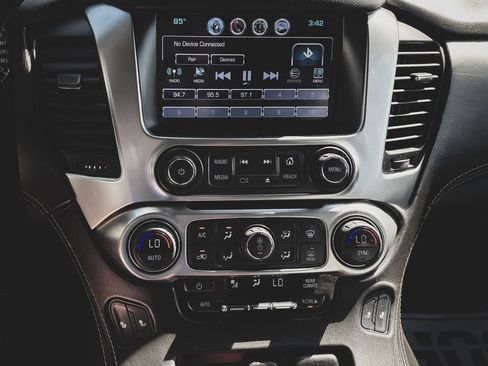 Used 2019 Chevrolet Tahoe LT AWD/4WD image 12