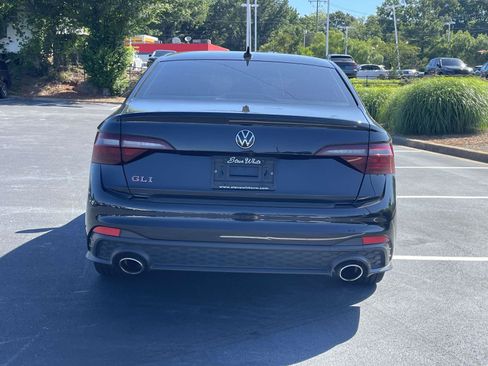 Used 2024 Volkswagen Jetta GLI Autobahn FWD image 6