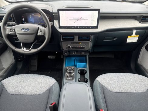 New 2025 Ford Maverick XLT w/ XLT Luxury Package image 12