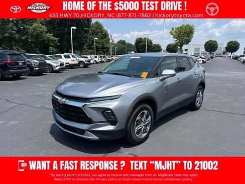 Used 2025 Chevrolet Blazer LT AWD/4WD image 1