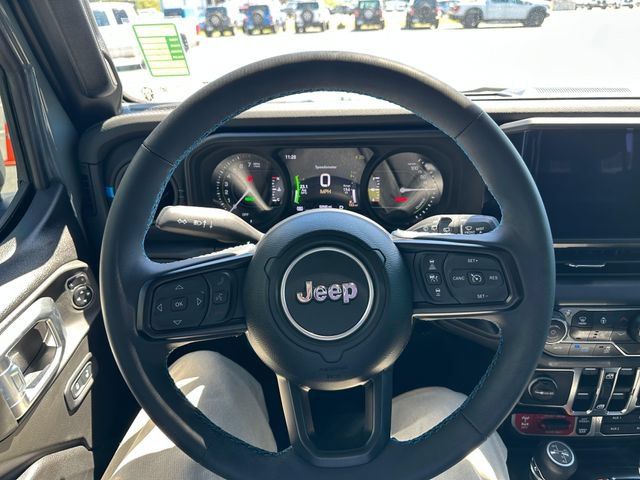 Used 2024 Jeep Wrangler Unlimited Rubicon 4xe w/ Technology Group AWD/4WD image 13