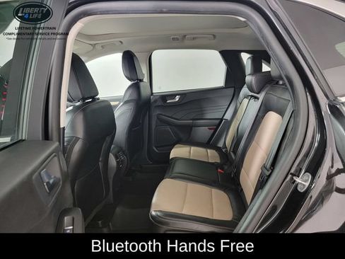 Certified 2022 Ford Escape Titanium w/ Titanium Elite Package AWD/4WD image 17