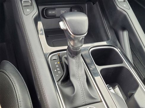 Used 2020 Kia Telluride SX w/ Towing Package image 20