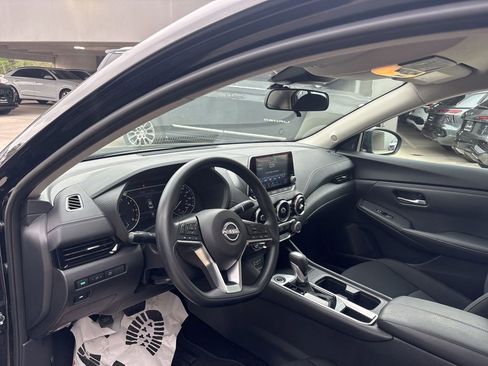 Used 2025 Nissan Sentra SV FWD image 12
