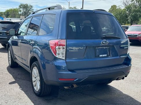 Used 2011 Subaru Forester 2.5X Premium w/ All-Weather Pkg AWD/4WD image 3