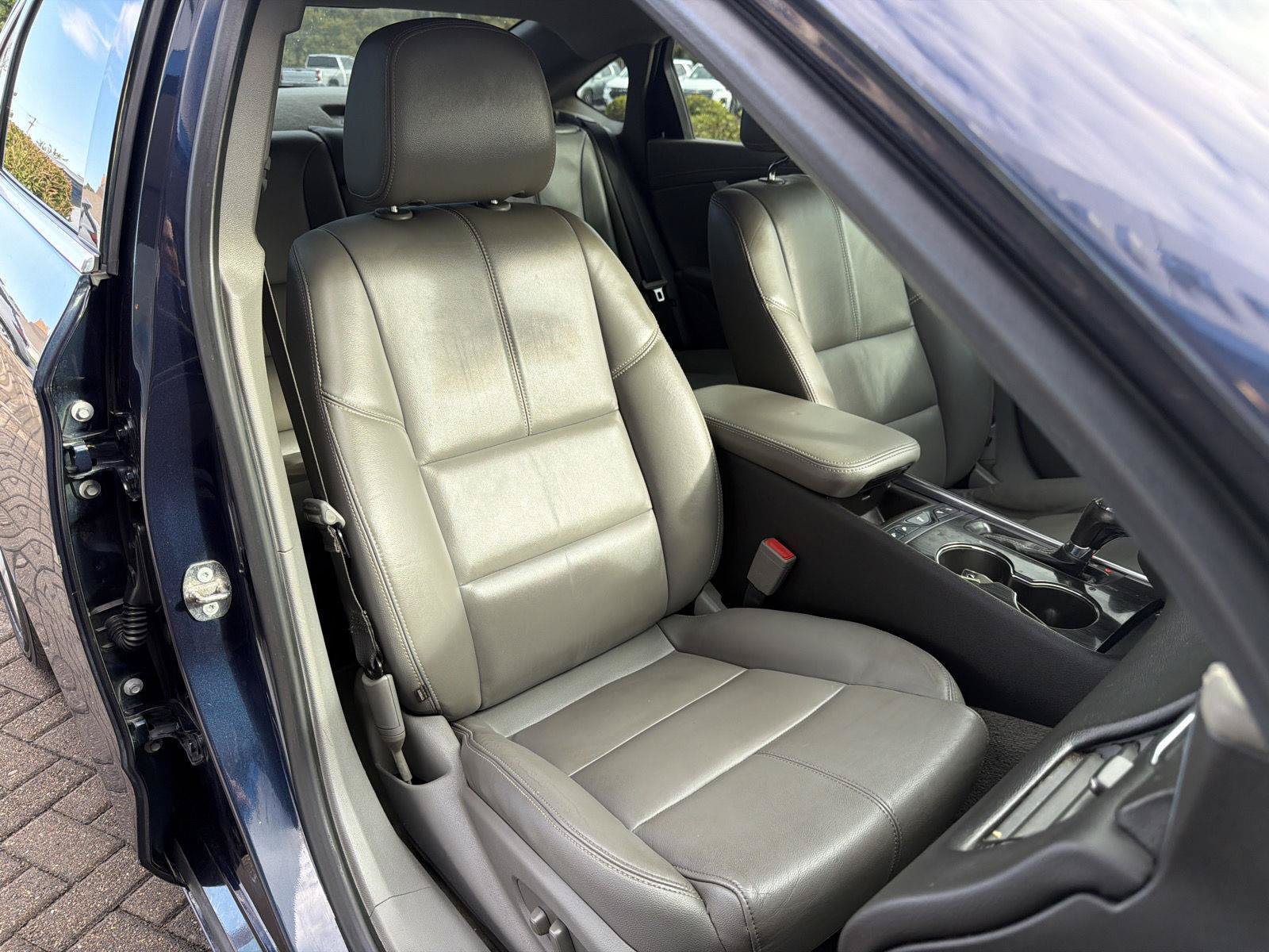 Used 2019 Chevrolet Impala LT w/ Sunroof and Spoiler Package FWD image 33