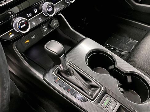 Used 2023 Honda Civic EX image 16
