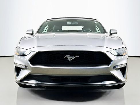 Used 2020 Ford Mustang Premium image 2