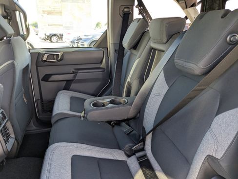 New 2025 Ford Bronco 4-Door image 13