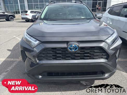 Used 2024 Toyota RAV4 XLE w/ Convenience Package image 12