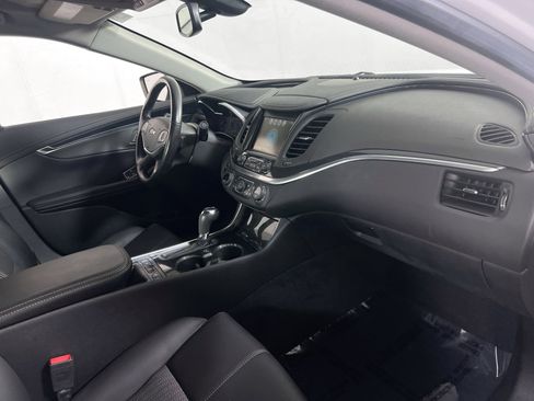 Used 2019 Chevrolet Impala LT w/ LT Convenience Package FWD image 27