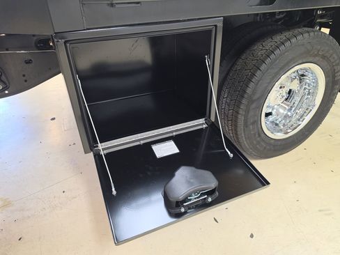 New 2026 RAM 3500 4x4 Crew Cab DRW image 27