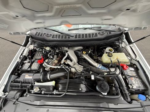 Used 2023 Ford F350 Lariat w/ Lariat Ultimate Package AWD/4WD image 32