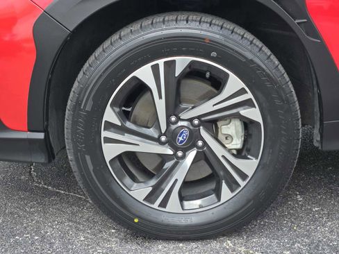 Used 2024 Subaru Crosstrek 2.0i Premium image 13