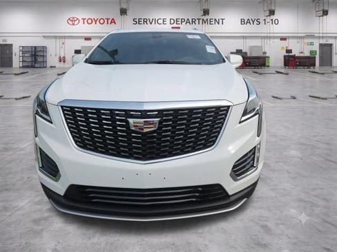 Used 2024 Cadillac XT5 Premium Luxury AWD/4WD image 3