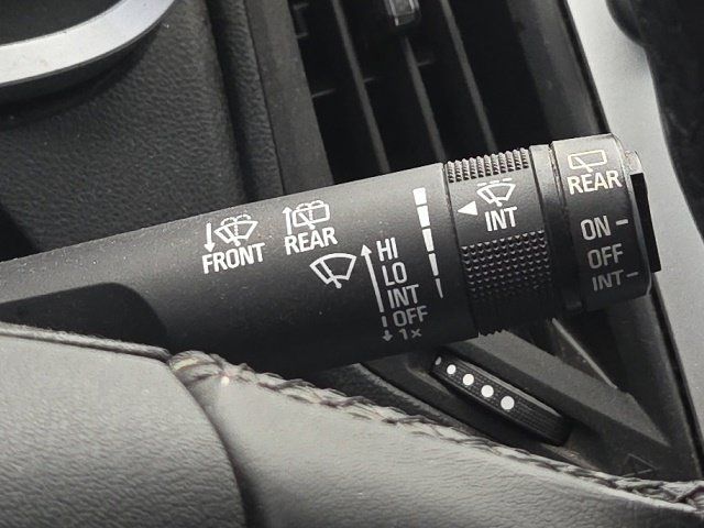 Used 2015 Chevrolet Equinox LT w/ Power Convenience Package FWD image 40