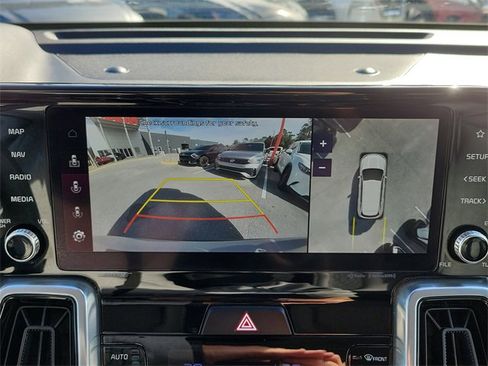 Used 2023 Kia Sorento SX Prestige image 34