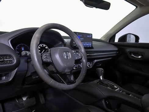Used 2024 Honda HR-V EX-L image 13