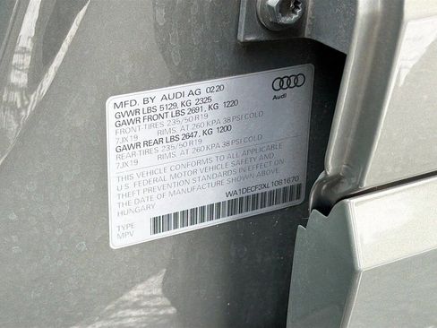 Used 2020 Audi Q3 2.0T Premium w/ Convenience Package AWD/4WD image 44