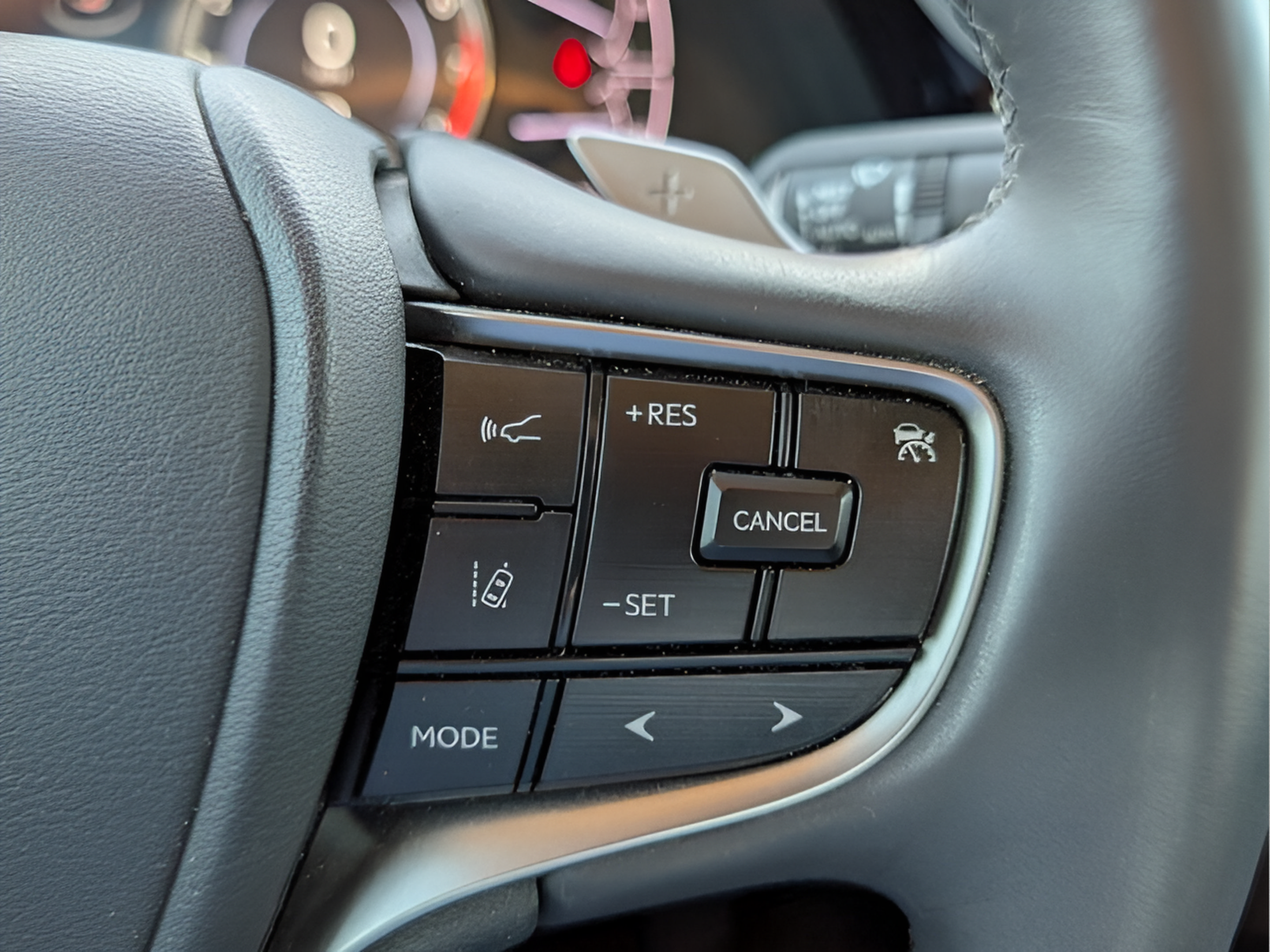 Certified 2024 Lexus ES 350 w/ Premium Package FWD image 24