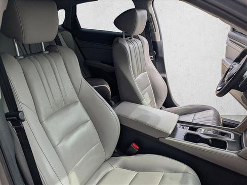 Used 2018 Honda Accord Touring image 20