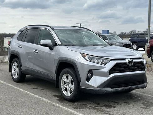 Used 2021 Toyota RAV4 XLE image 20