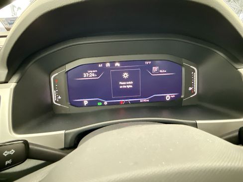 Used 2020 Volkswagen Atlas Cross Sport SEL image 41