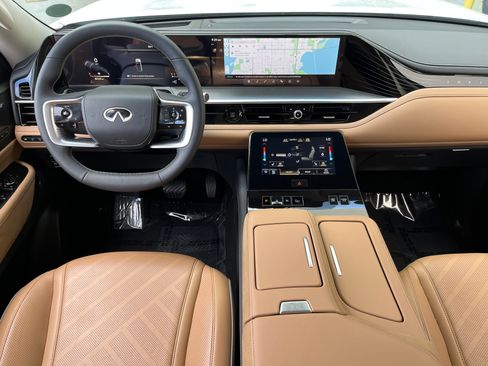 Certified 2026 INFINITI QX80 Luxe w/ Cargo Package AWD/4WD image 16