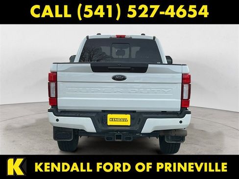 Used 2022 Ford F350 Lariat w/ Black Appearance Package image 4