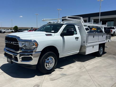 New 2024 RAM 3500 Tradesman AWD/4WD image 2
