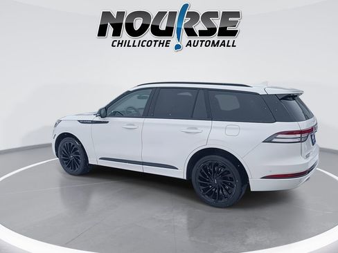 Used 2024 Lincoln Aviator Reserve w/ Equipment Group 201A image 6
