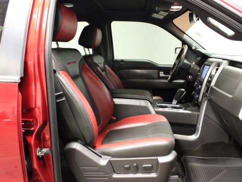 Used 2014 Ford F150 Raptor w/ Equipment Group 801A Luxury image 16