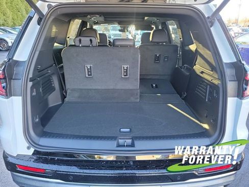 New 2026 GMC Acadia Denali w/ Super Cruise Package image 18