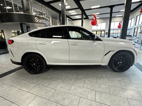 Used 2024 BMW X6 M60i w/ Dynamic Handling Package image 8