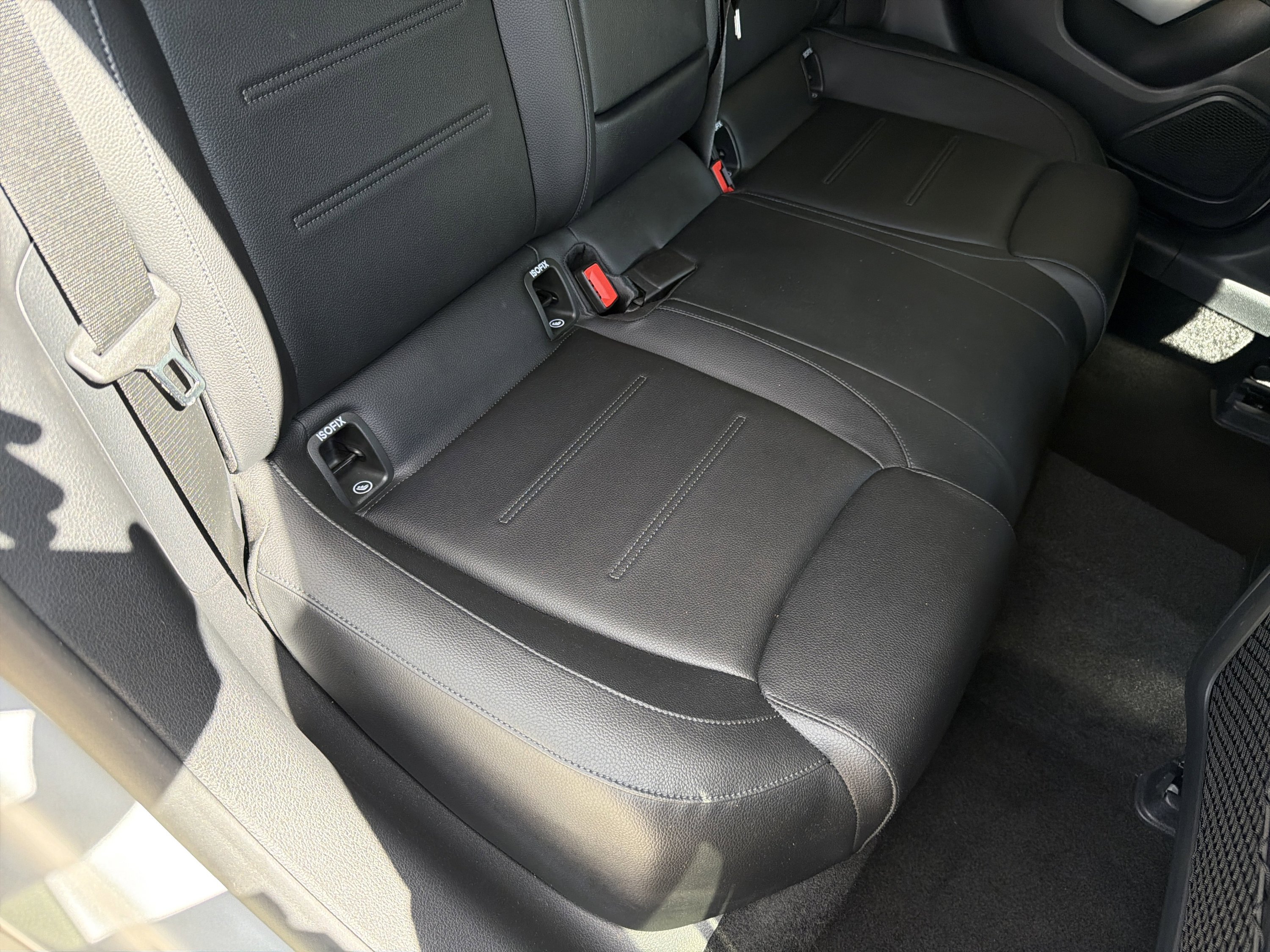 Used 2020 Mercedes-Benz CLA 250 image 33