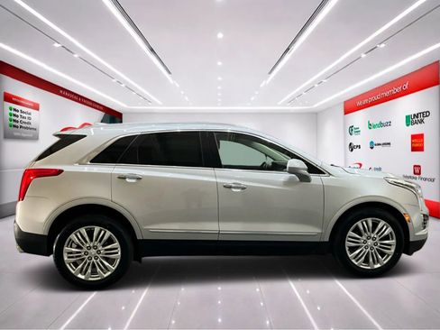 Used 2019 Cadillac XT5 Premium Luxury AWD/4WD image 9