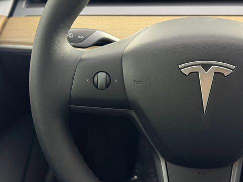 Used 2022 Tesla Model 3 Long Range image 18