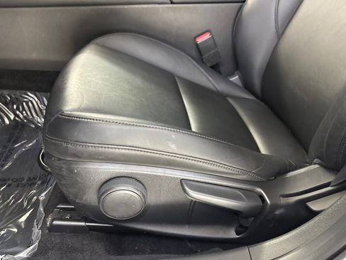 Used 2021 MAZDA MAZDA3 s FWD image 14