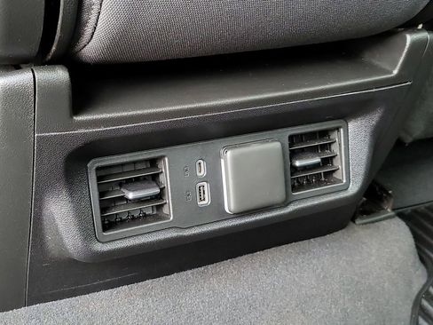 Certified 2023 Chevrolet Silverado 1500 LT image 20