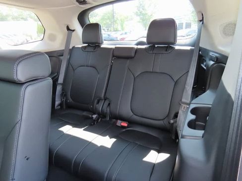 New 2025 Honda Pilot Elite image 14