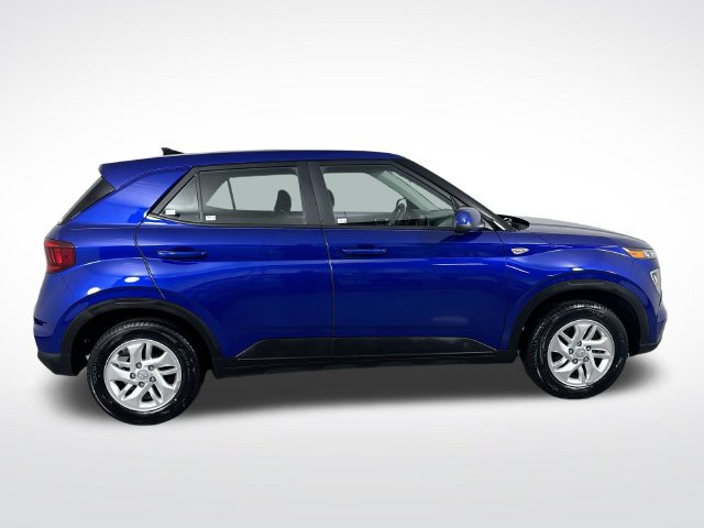 Used 2022 Hyundai Venue SE FWD image 34